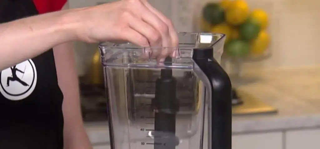 How to Remove Ninja Blender From Base