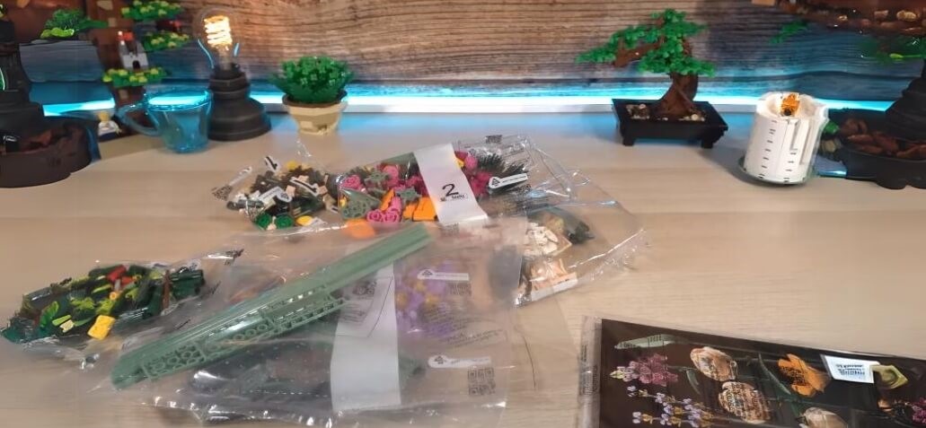 How to Make LEGO Flowers