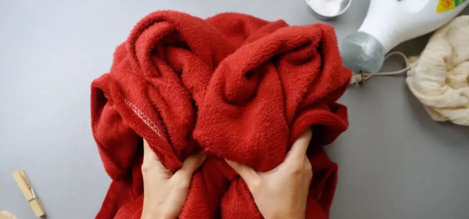 How to Wash Lovesac Blanket