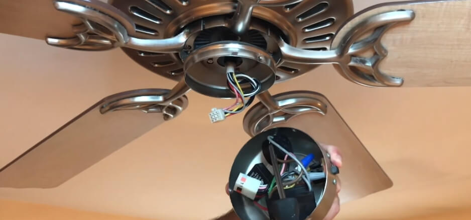 How to Change the Pull Chain on a Ceiling Fan