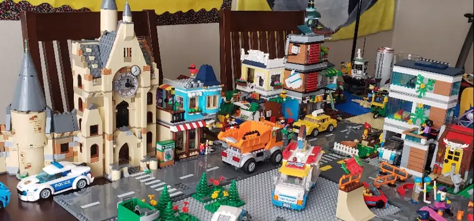How to Make a LEGO City